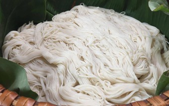 7 mẹo hay làm bún tại nhà tươi ngon, không bị bở hay dính