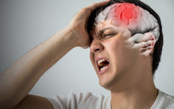 Đột quỵ khi ngủ: Căn bệnh âm thầm cướp đi 'giờ vàng' cứu não mà nhiều người không biết