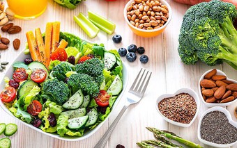 Ăn gì để giảm mỡ cánh tay? 5 thực phẩm quen thuộc giúp tay săn chắc