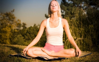 8 phút tập thở mỗi ngày giúp giảm căng thẳng và ngủ ngon hơn