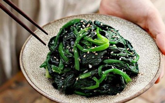 Loại rau 'tăng chiều cao' cho trẻ cực giàu canxi, bán đầy ở chợ Việt, dễ chế biến