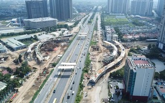 Cận cảnh đại công trường nút giao 2.400 tỷ đồng kết nối Vành đai 3.5 với Đại lộ Thăng Long