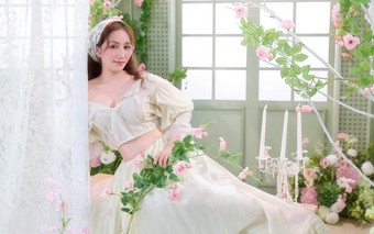 Khánh Thi làm nàng thơ nước Pháp, lời nhận xét của Phan Hiển khiến cô than trời