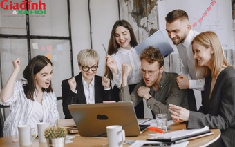 4 kiểu đồng nghiệp tưởng bình thường nhưng lại là 'quý nhân' giúp bạn thăng tiến: Kiểu số 2 gặp được là may mắn cả đời