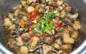 Loại rau được coi là 'thuốc bổ tự nhiên' bán đầy ngoài chợ, hỗ trợ phòng ngừa và ức chế tế bào ung thư, chế biến thành nhiều món ngon