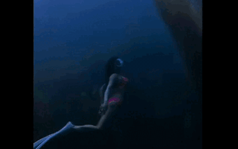 Ngỡ ngàng hình ảnh bikini 'cực cháy' của Diệp Lâm Anh ở tuổi U40
