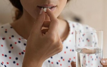 Loại thuốc giảm đau phổ biến có thể làm tăng nguy cơ bệnh tim, đột quỵ