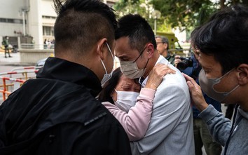 Lỗi nghiêm trọng trong vụ cháy chung cư ở Hồng Kông