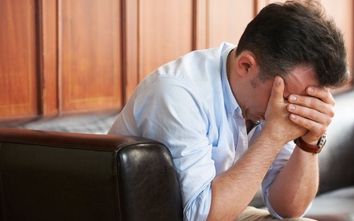 Nghỉ hưu sớm, tiền nhiều, sau 2 năm, cựu trưởng phòng chỉ mong được đi làm lại