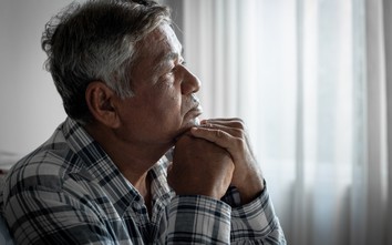 Chia hết gia sản, tôi thành ông già cô độc, 2 năm không thấy các con về thăm