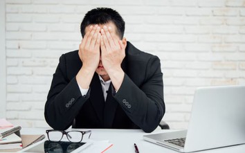 30 tuổi không xu dính túi, tôi mới thấm sự thật cay nghiệt: Các mối quan hệ mỏng hơn cả tờ giấy, kể cả tình thân