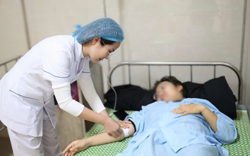 'Tỉnh dậy mới biết mình còn sống': Lời cảm ơn nghẹn ngào của sản phụ vỡ khối chửa ngoài tử cung mất 2000ml máu