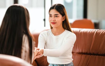 Đọc xong mới hiểu vì sao người EQ cao hiếm khi mượn 3 thứ này