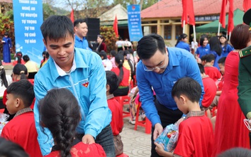 Tuổi trẻ Nghệ An hướng về người dân khó khăn