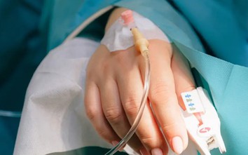 Người phụ nữ phát hiện ung thư đại trực tràng ở tuổi 31 có 1 thói quen ăn uống nhiều người Việt mắc phải