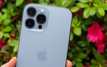 Giá iPhone 13 Pro Max giảm mạnh, rẻ chưa từng có, trang bị cao cấp, camera zoom xịn chẳng kém iPhone 17 Pro Max