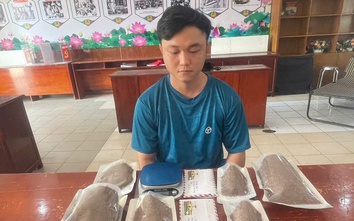 Từ tài khoản Facebook 'Cô bé xe ôm', lộ đường dây bán ma túy liên tỉnh