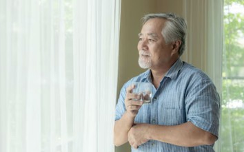8 điều nên học từ sớm để về già không cô đơn