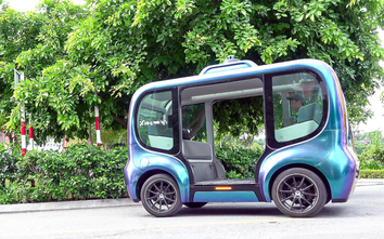Hà Nội thử nghiệm xe buýt tự hành, robotaxi, robot dọn vệ sinh và giao hàng