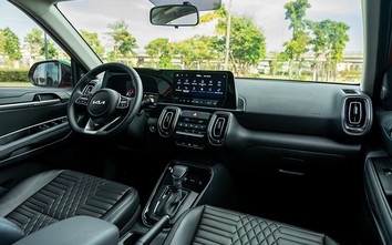 Lý do giá lăn bánh Kia Sonet giảm cực mạnh, rẻ hơn cả Hyundai Grand i10
