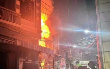 6 người ở Đà Nẵng thoát khỏi ngôi nhà rực lửa