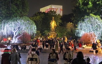 Hà Nội dự kiến cấm hội chợ, thể thao đông người ở phố đi bộ hồ Hoàn Kiếm