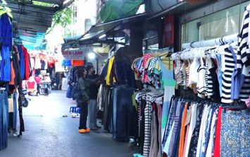 Giới trẻ với xu hướng săn đồ second-hand và nỗi lo về sức khỏe