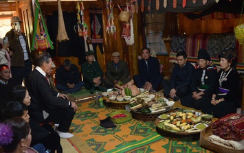 Về Yên Châu - Sơn La vui mùa Lễ hội cơm mới