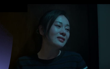 'Gió ngang khoảng trời xanh' tập cuối: Mỹ Anh (Phương Oanh) chìm trong đau khổ, tự nhốt mình trong phòng