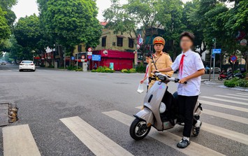 Hà Nội: Hơn 3.000 học sinh vi phạm an toàn giao thông được gửi đến Sở Giáo dục và Đào tạo