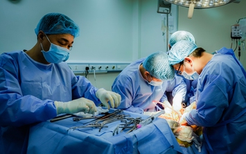 Ho kéo dài, bé 14 tuổi ở TP.HCM đi khám bất ngờ phát hiện bệnh lý nguy hiểm