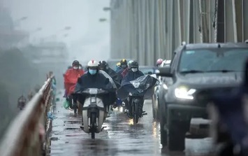 Tin sáng 13/12: Cục CSGT công khai thời gian kiểm tra nồng độ cồn dịp Tết Bính Ngọ; không khí lạnh mạnh tràn về, miền Bắc mưa to và rét đậm