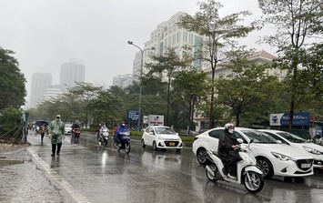 Tin mới nhất về khối không khí lạnh tăng cường tràn về, gây mưa rét ở Hà Nội và miền Bắc