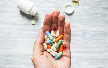 Bác sĩ bất ngờ khi thấy thực quản bệnh nhân loét nặng: 'Thủ phạm' là sai lầm nhiều người Việt mắc