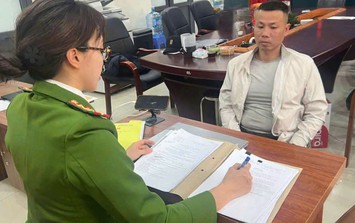 Hà Nội: Tạm giữ hình sự tài xế ô tô lật ngửa ở Ngã Tư Sở