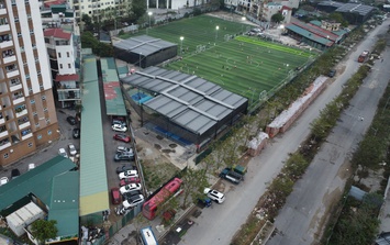 Hà Nội: Loạt sân bóng đá và pickleball, gara ô tô trái phép ở Mỹ Đình 1, Nam Từ Liêm vẫn hoạt động rầm rộ