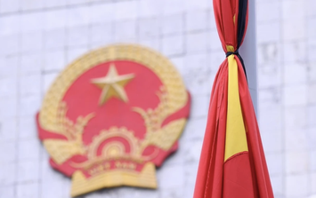 Treo cờ rủ, không tổ chức hoạt động vui chơi công cộng trong hai ngày Quốc tang
