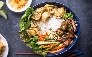 Loại rau sống ăn kèm bún thịt nướng lại có tác dụng hỗ trợ ngừa ung thư ruột kết – bạn có đang bỏ lỡ?
