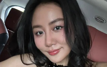 Văn Mai Hương cầu xin khán giả