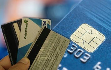 Ngân hàng cảnh báo liên quan tới việc ngừng giao dịch, đổi thẻ ATM từ 1/7