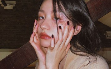 Nữ giới đang bị rối loạn nội tiết tố trên da sẽ "lồ lộ" 6 vấn đề, chỉ cần 1 chiếc gương để kiểm tra