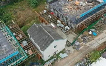 Số phận ngôi nhà xây trái phép vẫn đòi 721 tỷ đồng đền bù khiến dự án 140.000 tỷ đồng bị trì hoãn suốt 2 năm
