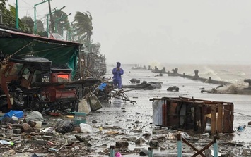 Hình ảnh siêu bão Ragasa càn quét Philippines, Trung Quốc: Khi nào ảnh hưởng tới Việt Nam?