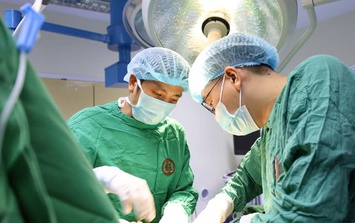 Mẹ hiến thận cứu con trai 28 tuổi ở Quảng Ninh bị suy thận giai đoạn cuối