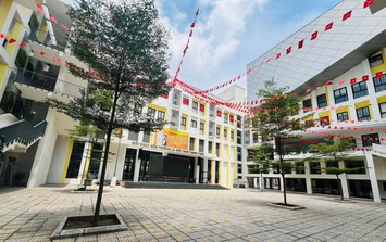 Vụ công khai chi tiết danh sách học sinh khó khăn ở Hà Nội: Nhà trường lên tiếng xin lỗi