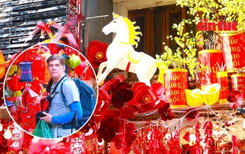 Độc đáo sản phẩm trang trí Tết Bính Ngọ trên phố Hàng Mã