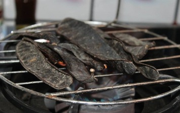 Xông nhà bằng bồ kết cuối năm có thể giúp loại bỏ uế, xua đuổi tà khí và điềm rủi