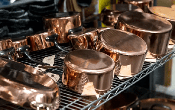 Loại dụng cụ nấu ăn này thông dụng nhưng có thể gây độc hại trong gian bếp nhà bạn