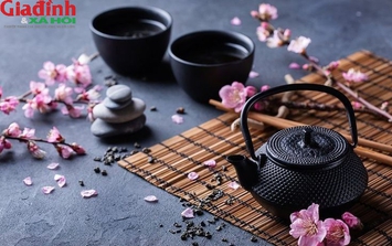 Tết uống trà gì để vừa thơm dịu như sen nở, vừa nhẹ bụng, dễ ngủ suốt những ngày xuân?