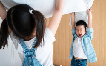 Nuôi dạy con bằng bản năng, cha mẹ dễ mắc 3 lỗi nguy hiểm